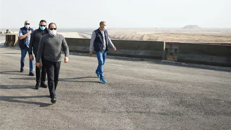 الرئيس يتفقد الطريق الدائري الأوسطي ومحاور محمد العصار وروض الفرج والضبعة