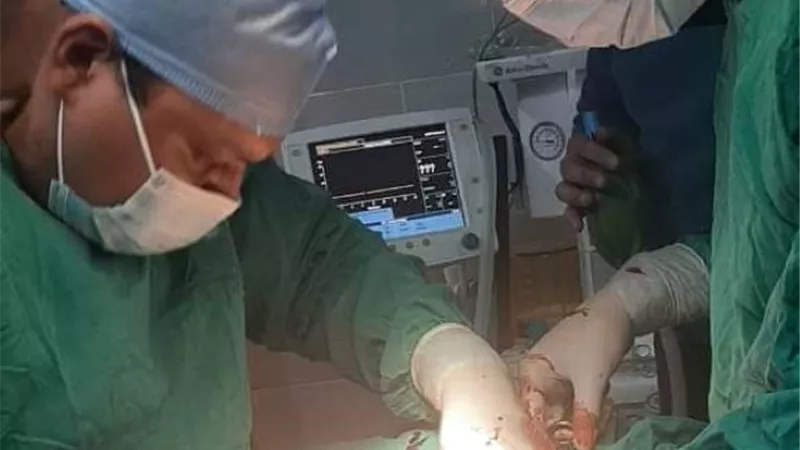 مستشفى قنا العام ينجح فى إنقاذ طفل عمره 4 أيام بعد استئصال الطحال