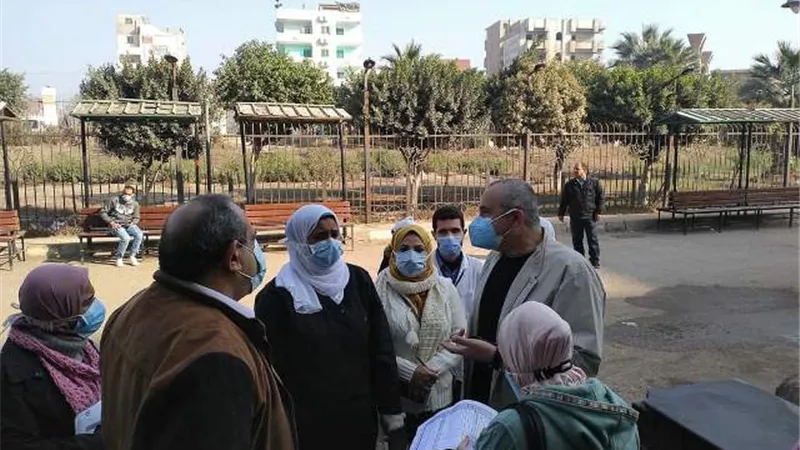 زيارة رئيس اللجنة العلمية بهيئة المستشفيات التعليمية وفريق طبى لمستشفى الأحرار بالزقازيق
