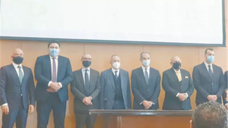 د.عمرو طلعت وزير الاتصالات: أعد المجتمع المصري بتحسن كل خدمات الاتصالات