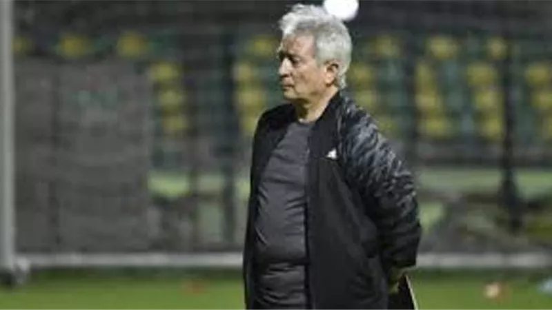حلمى طولان يعلن تشكيل انبى لمواجهة الزمالك