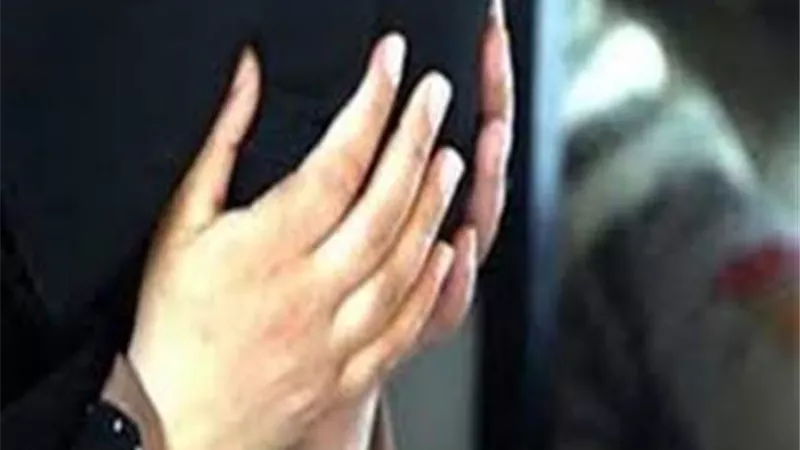 حكاية زوج بمنشأة ناصر وجد عشيق زوجته «تحت السرير».. ويسلم فيديوهات إباحية لهما للمباحث