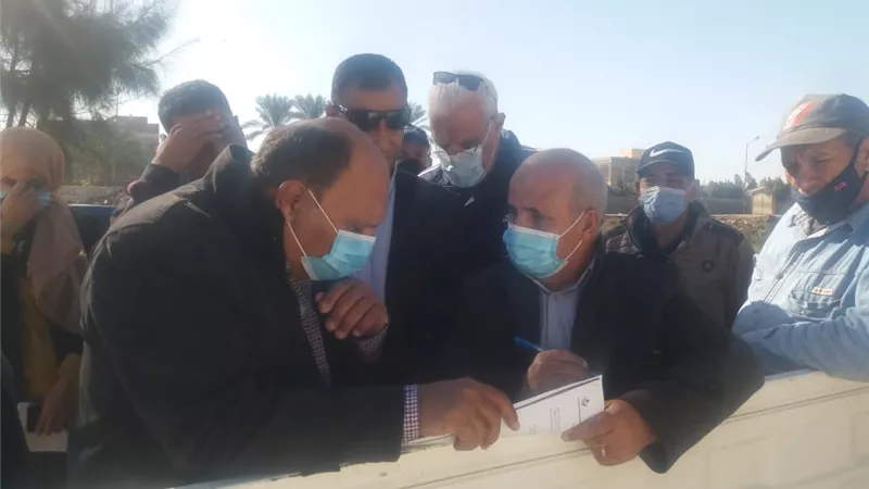 إجراءات صارمة لعدم ارتداء الكمامة بمياه القناة