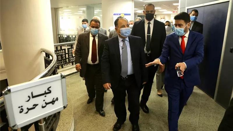 وزير المالية يفتتح مراكز خدمة الممولين «Front offices» للتيسير على مجتمع الأعمال