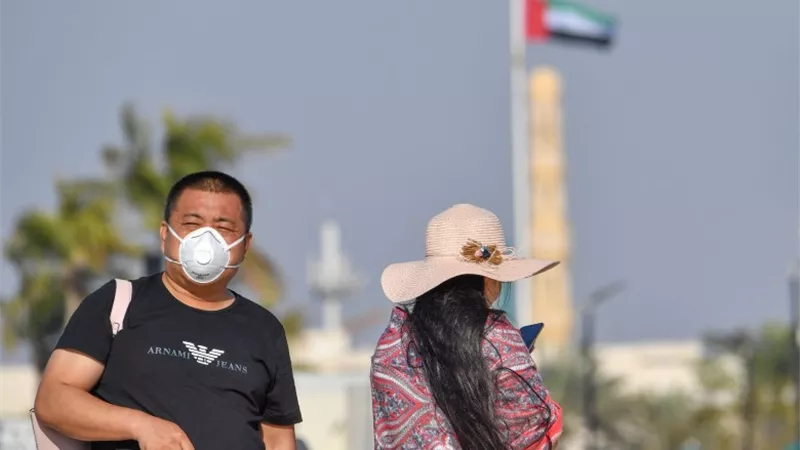 الإمارات تسجل 1590 إصابة جديدة بفيروس كورونا و5 حالات وفاة