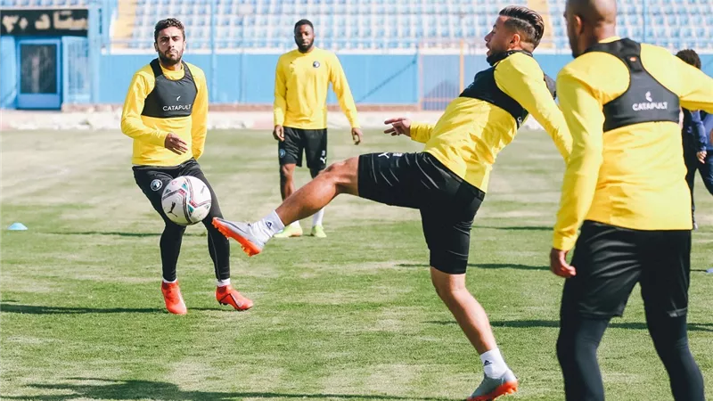 بيراميدزيخوض مرانا قويا استعدادًا لمواجهة الاتحاد الليبى.. شاهد