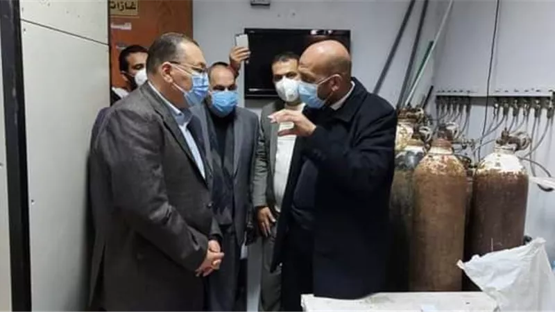 محافظ الشرقية يزور مستشفي الحسينية المركزي.. ويؤكد توافر الأكسجين بشكل كافي للمرضي ومصابي كورونا