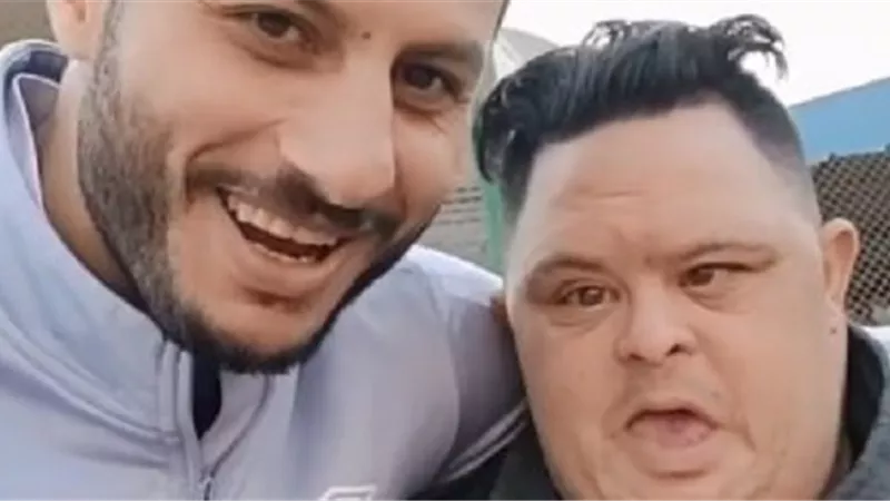 أمح الدولى يكشف أول من تعرف عليه من اللاعبين
