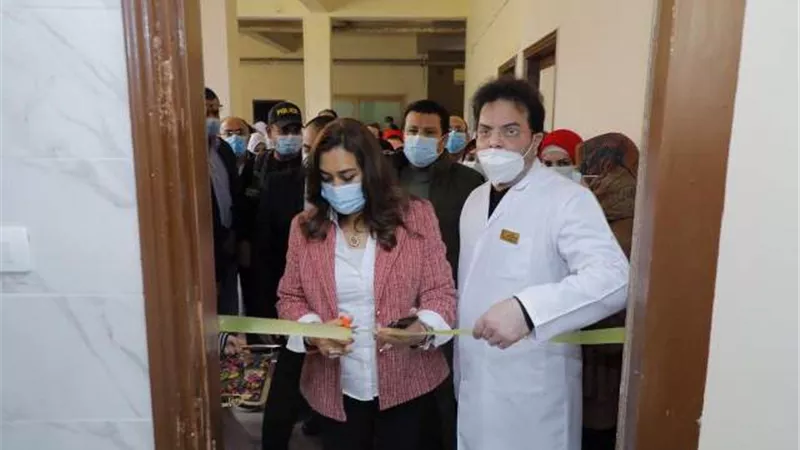 ٥٠٠ الف جنيه تكلفة افتتاح عيادة الأسنان التخصصية بدمياط.صور