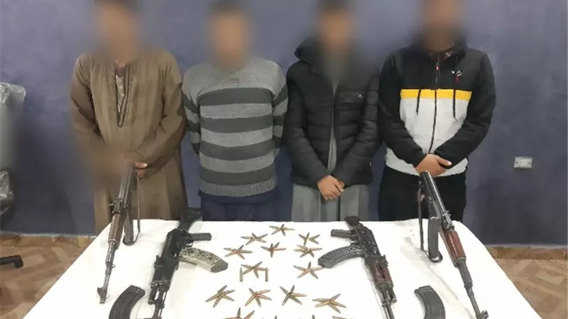 سقوط قتلة مزارع القوصية ونجله.. الجناه أشعلوا النيران فى سيارتهم لتضليل رجال المباحث