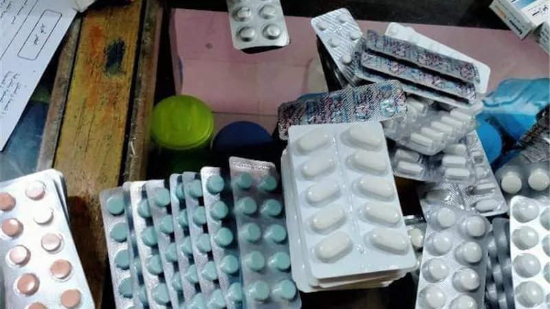 ضبط وتحريز ١٦٩٤٩ صنف دواء مخالف في حملات علي صيدليات الزقازيق وههيا والعاشر