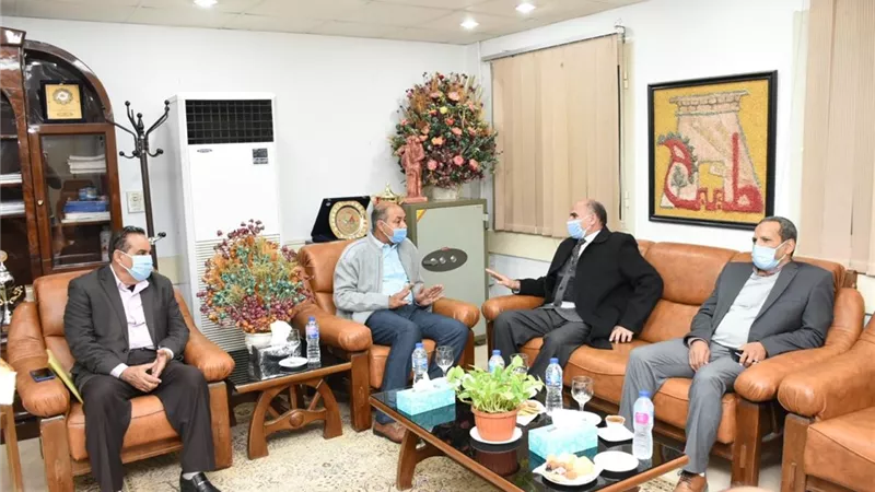 رئيس جامعة الأقصر في زيارة لجهاز مدينة طيبة الجديدة