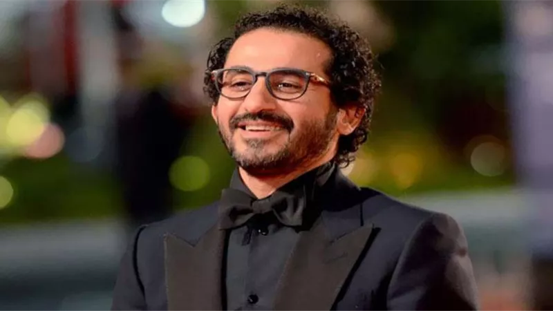 خيري رمضان يكشف تفاصيل تجسيد أحمد حلمي شخصية نجيب محفوظ بعمل فني