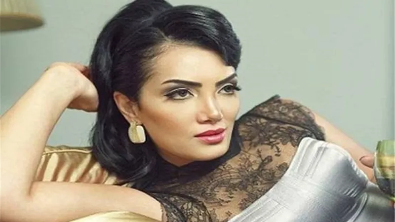 حورية فرغلى تدخل فى نوبة بكاء شديدة على الهواء..اعرف الحكاية
