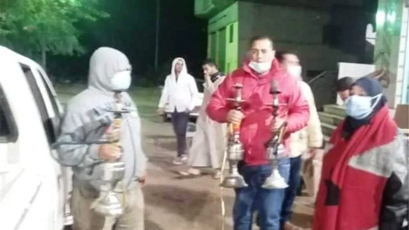 حملات تفتيشية على قائدى المركبات الغير الملتزمين بارتداء الكمامات فى الشرقية.. بالصور