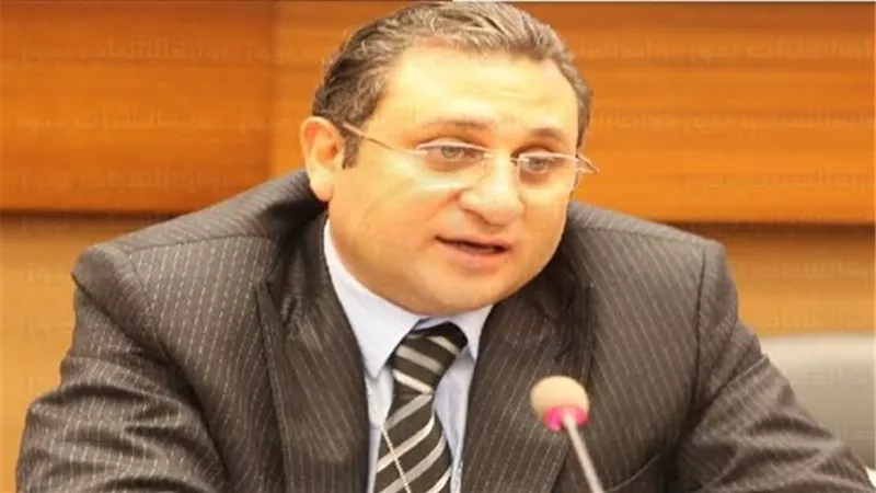 عقيل: تركيا ترفض عودة النازحين السوريين وتوطن عائلات الإرهابيين بدلًا منهم