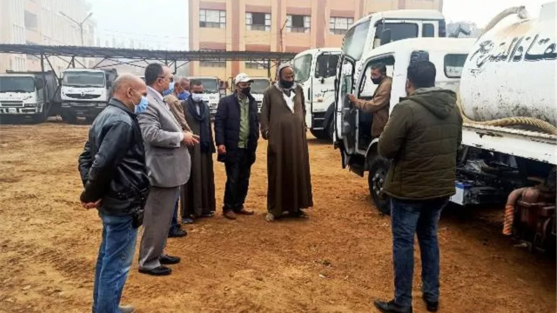 محافظ أسيوط: متابعة دورية للقطاعات الخدمية تحسباً لسوء الأحوال الجوية.. بالصور