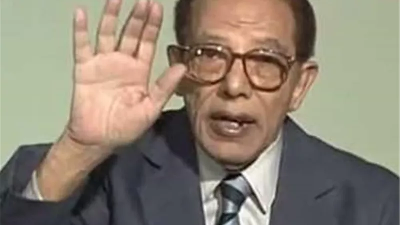 كتاب جديد يكسف أسرارا فى حياة د. مصطفى محمود