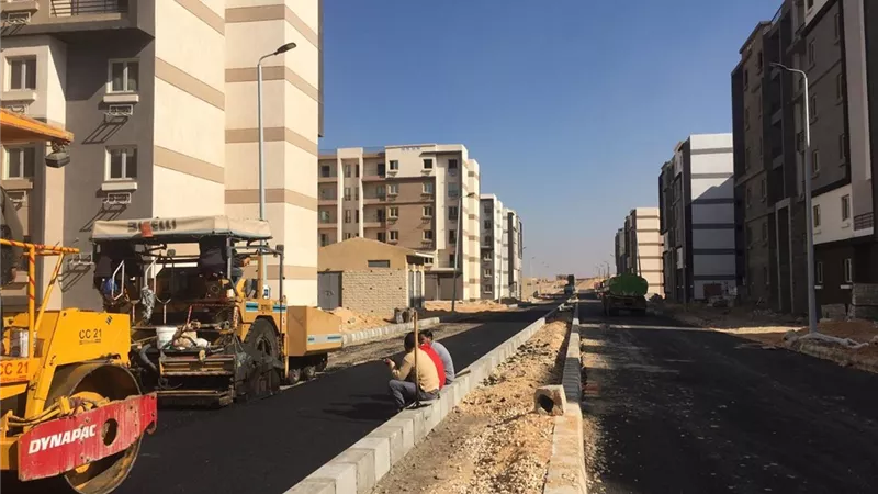 رئيس الجهاز: بدء أعمال رصف طريق شمال المطار بمدينة 6 أكتوبر الجديدة