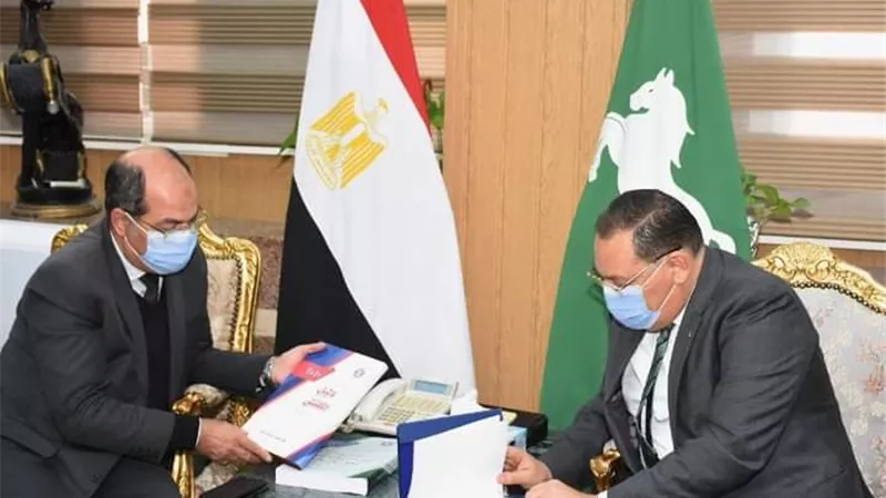 محافظ الشرقية: الانتهاء من ميكنة الاستحقاقات وشئون العاملين بالديوان العام