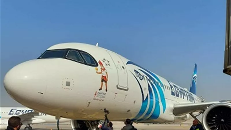شعار بطولة كأس العالم لكرة اليد علي أسطول النقل البري وطائرات ومعدات مصرللطيران