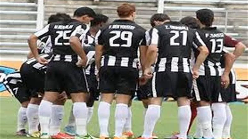 مولودية الجزائر يصعد لدور المجموعات بدورى ابطال افريقيا على حساب الصفاقسى