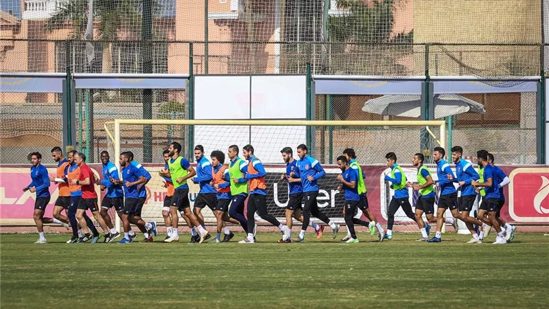 اليوم.. الأهلى يدخل معسكرا مغلقا استعدادا لمواجهة سيراميكا كيلوباترا