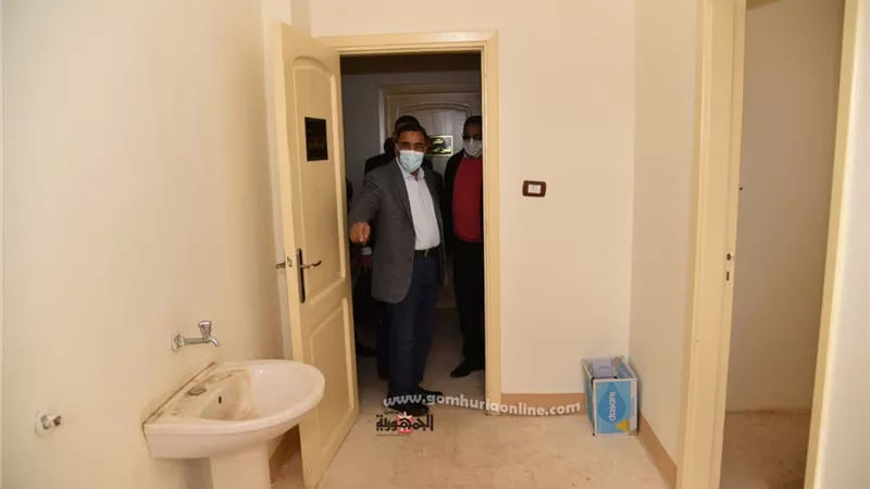 محافظ مطروح تفقد قرية زاوية العوامه احد القري المستفيدة من مبادرة حياة كريمه