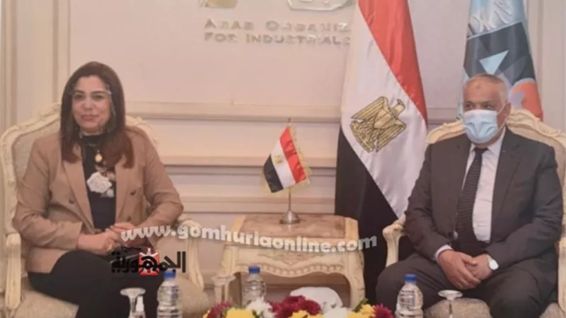 مدينة الأثاث بدمياط تشارك في تأثيث الحي الحكومي بالعاصمة الإدارية الجديدة