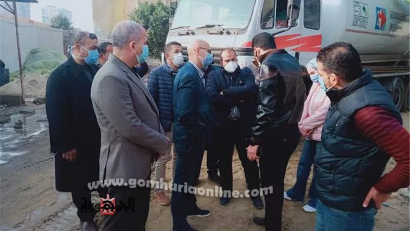 وكيل وزارة الصحة بالشرقية يتفقد أعمال التطوير بمستشفى الصدر وتوفير كميات الأكسجين به
