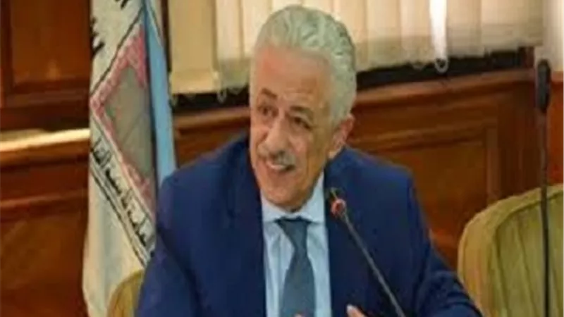 شوقى يكشف حقيقة بدء امتحانات الصفين الأول والثانى الثانوى 23 يناير