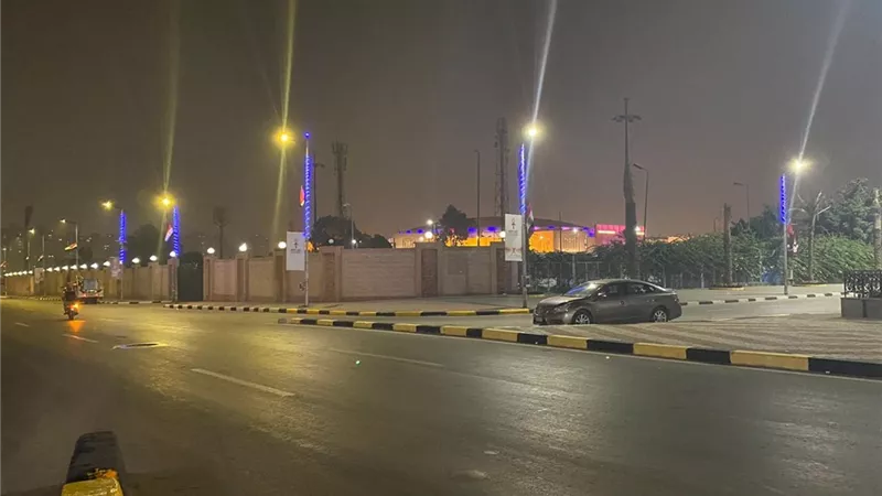 اضاءه وتجميل الشوارع المحيطة بمنطقة استاد القاهرة- صور