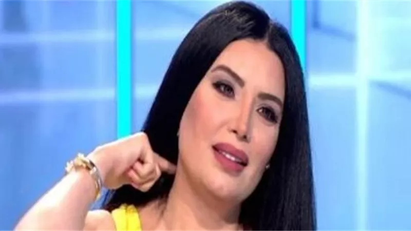 عبير صبرى : 