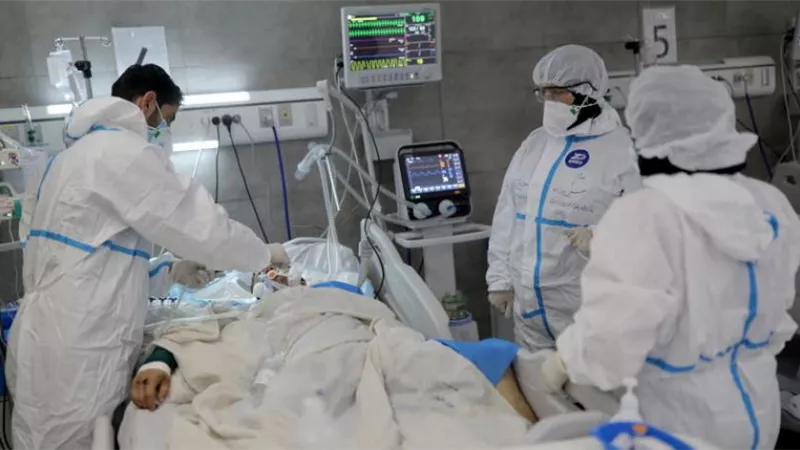 إيران تسجل 4 حالات إصابة جديدة بسلالة كورونا البريطانية