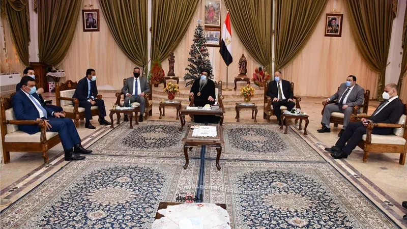 محافظ الفيوم يقدم التهنئة للأنبا إبرام بمناسبة عيد الميلاد المجيد
