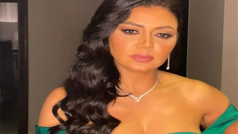 بالصور.. رانيا يوسف ترفض الدوبلير فى 