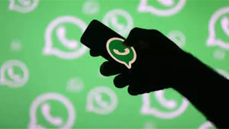خبير أمن معلومات يطرح بدائل أكثر أمنا من الواتساب