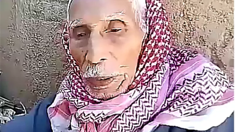 سفير الزمان 94 عام ..حصل على تذكار من نجيب وشهد الوادع الاخير وصافح السادات بالواحات