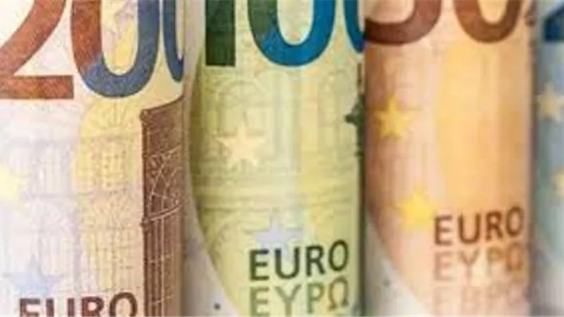 سعر اليورو اليوم الاثنين 11 يناير 2021
