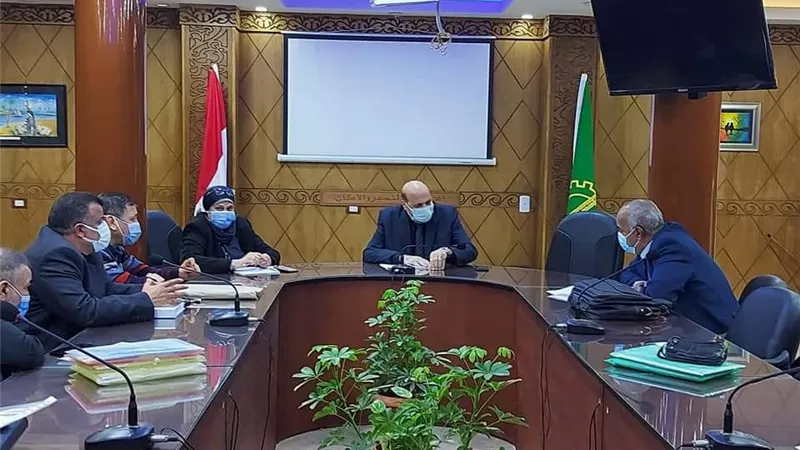 الفيومي يبحث الهيكلة الادارية للتوجيهات.. ويؤكد:هدفنا الارتقاء بالتعليم في القليوبية