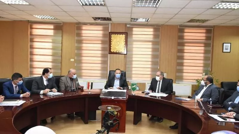 غراب يلتقى نائب رئيس جهاز تنمية التجارة الداخلية بوزارة التموين لتنفيذ منطقة سكنية وتجارية