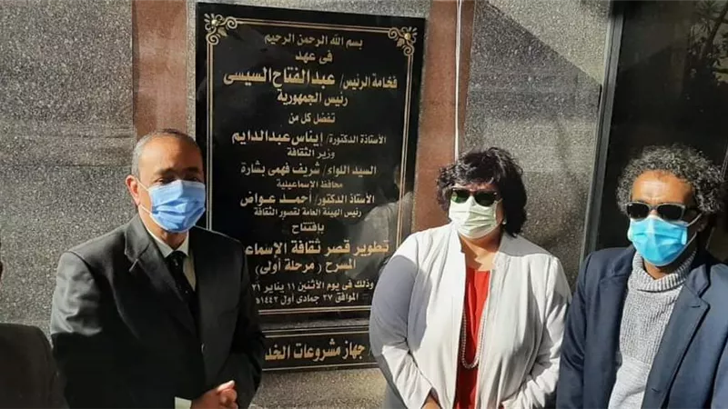 وزيرة الثقافة : مسارح متنقلة بقرى مصر لنشر ثقافة التنوير والوعي