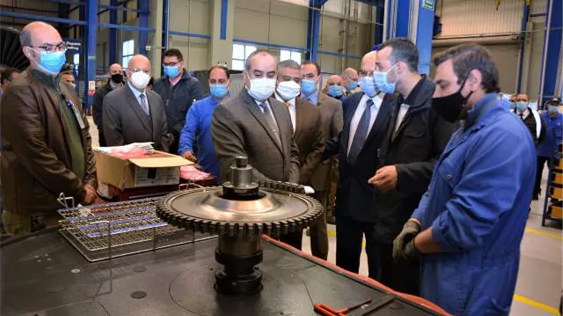 وزير الطيران : تطبيق أعلى معايير الجودة وتقديم أفضل الخدمات لدعم خطط التوسع عالميا