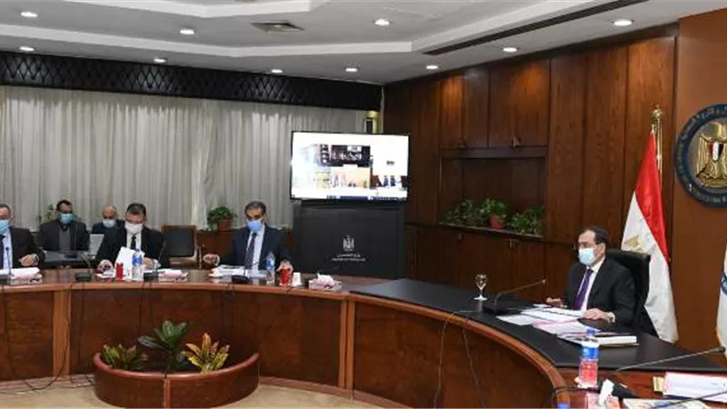 الملا يعتمد الموازنة التخطيطية لشركات أنابيب البترول وبتروجاس والبتروكيماويات المصرية للعام المالى الجديد