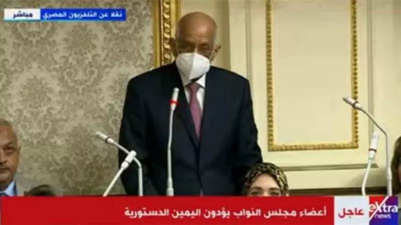 علي عبدالعال يؤدى اليمين الدستورية أمام البرلمان