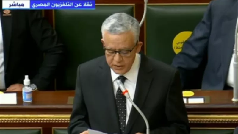 رسميا.. المستشار حنفي الجبالي رئيسا لمجلس النواب بـ508 أصوات