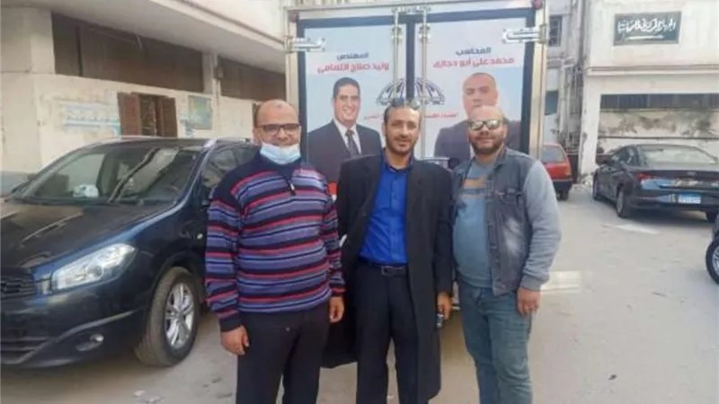 100 أمبول أبيوتين 4000 و10 أجهزة كمبيوتر، و3000 جوانتي لاتكس تبرع لمديرية الصحةبدمياط