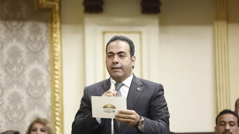 محمود حسين يؤدى اليمين الدستورية بمجلس النواب