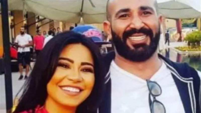 احمد سعد يكشف سر عدم مشاركة شيرين عبد الوهاب فى دويتو غنائى