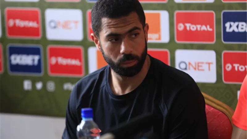 تفاصيل أزمة أحمد فتحى مع بيراميدز
